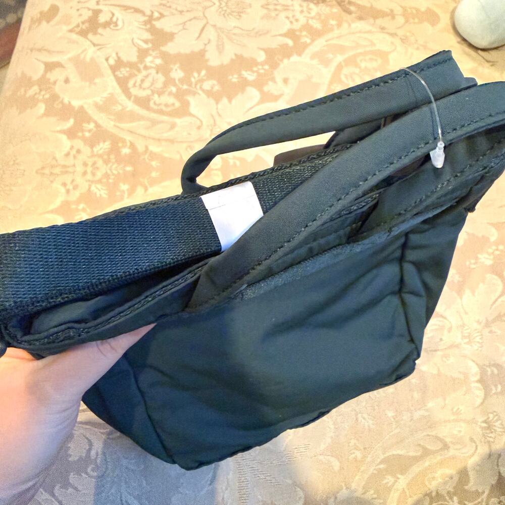 Uniqlo 2Way Utility Mini Bag in Dark Green - Picture 8 of 12